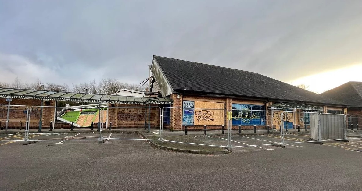 Тот самый ограбленный торговый центр