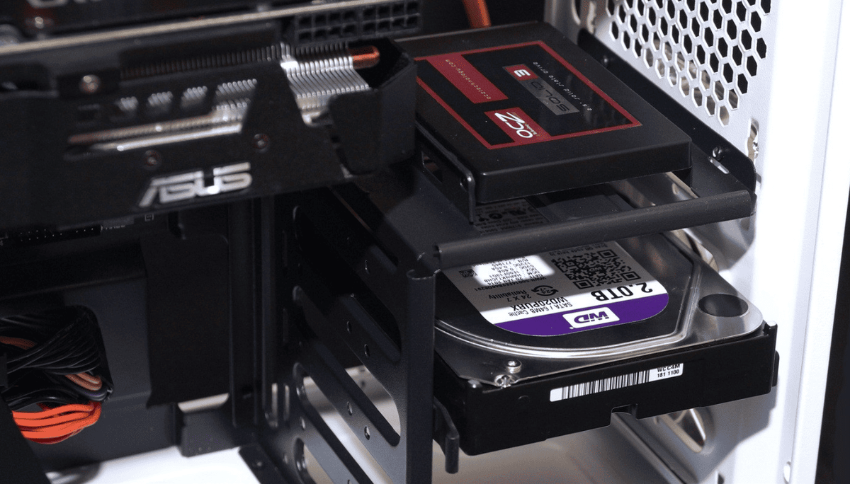    Если компьютер не видит установленный или внешний ssd-диск, это неприятно, но чаще всего решаемо. Фото: mungfali.com