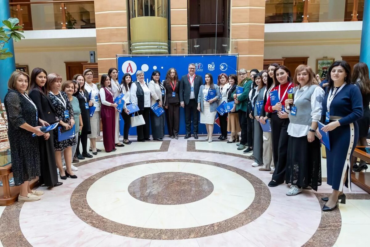 Стартовала программа "Школа развития мастерства для учителей русского языка и литературы" (22 октября 2025). Цахкадзор © Photo : Provided by Vera Postovit