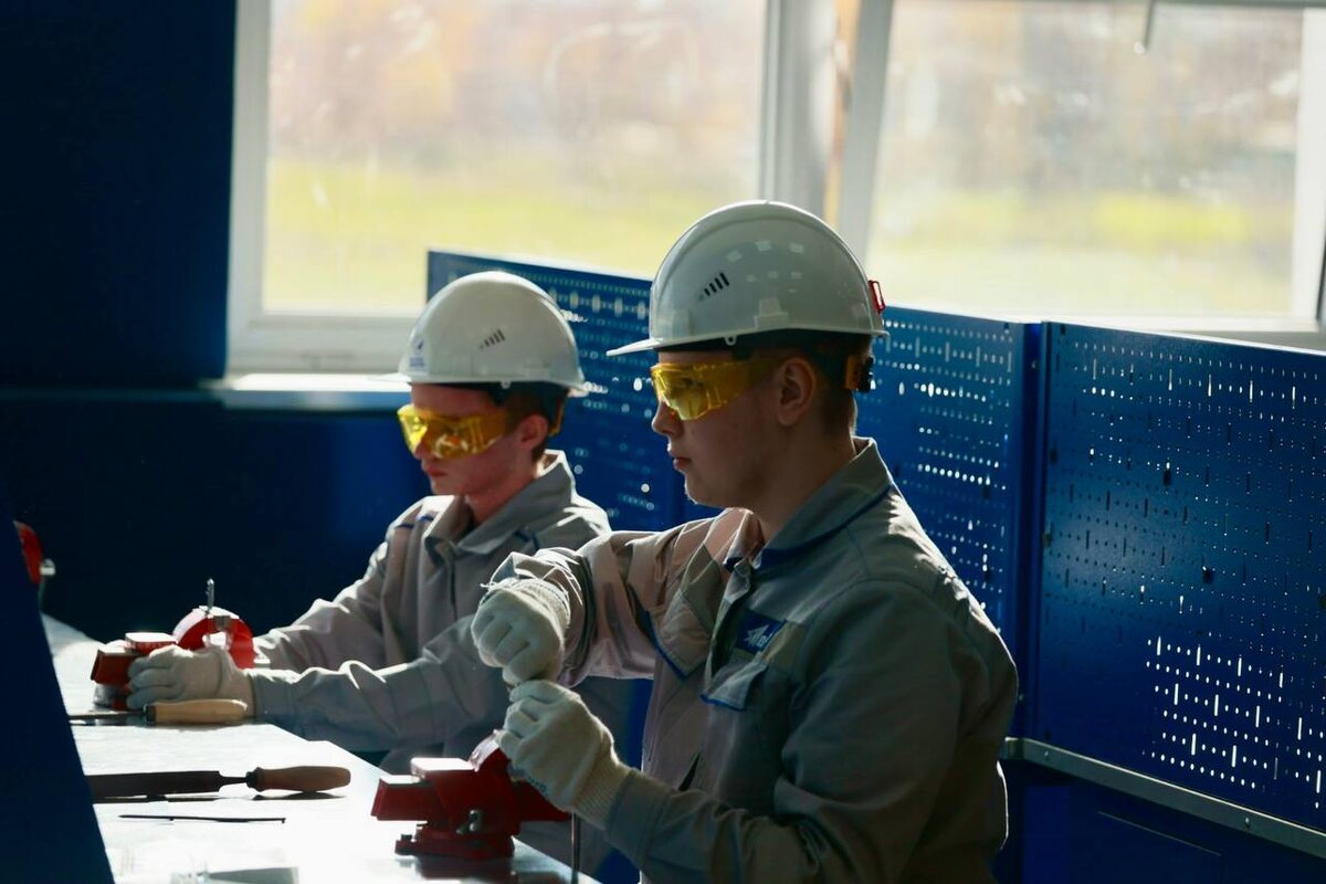 Удостоившийся награды должен будет иметь не менее трех проектов по бережливому производству.  Фото: Фото: ФедералПресс / Иван Кабанов