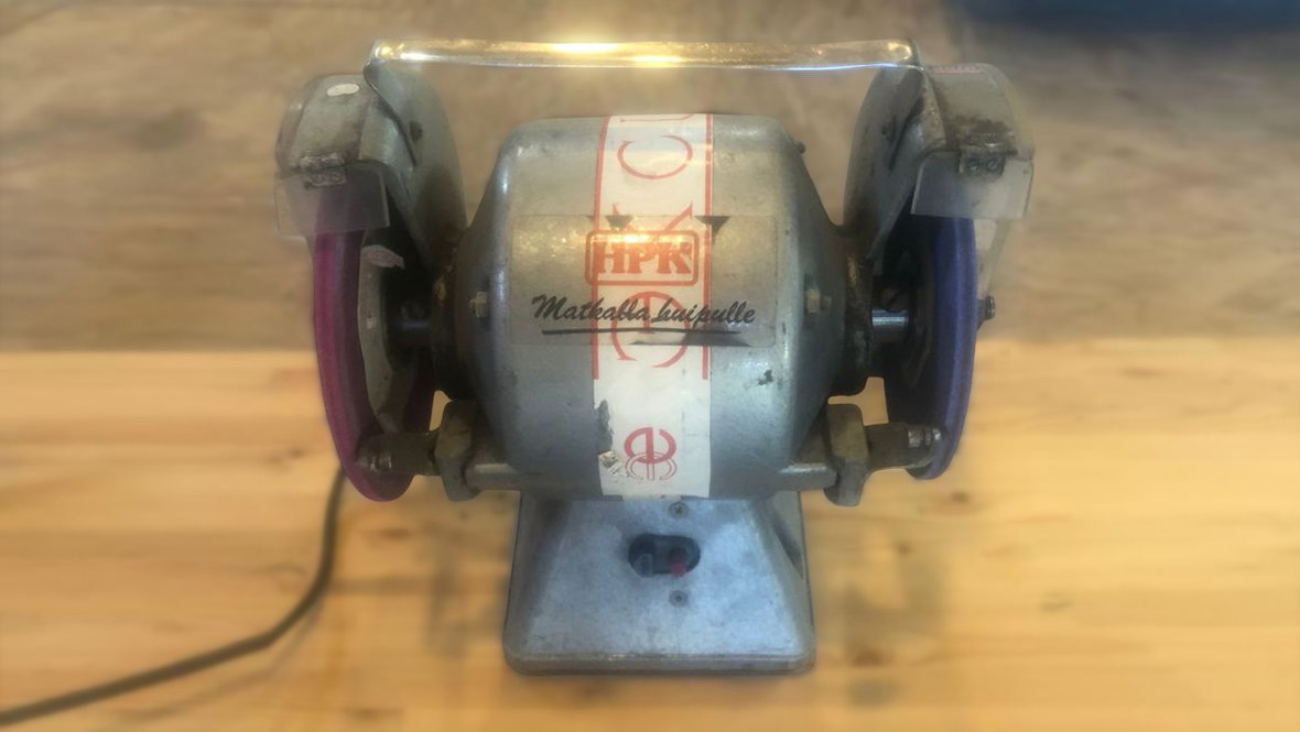    Первый точильный станок.Из личного архива