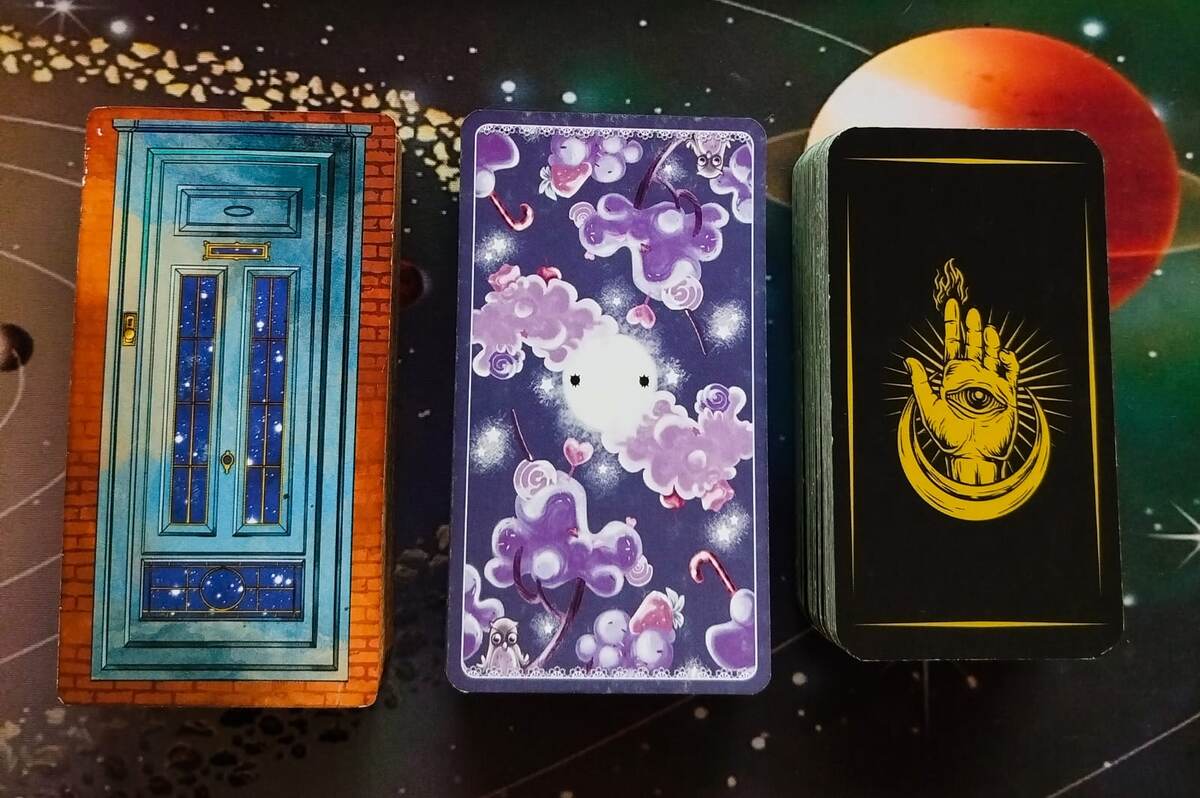 Необходимо сосредоточиться и выбрать колоду 🔱