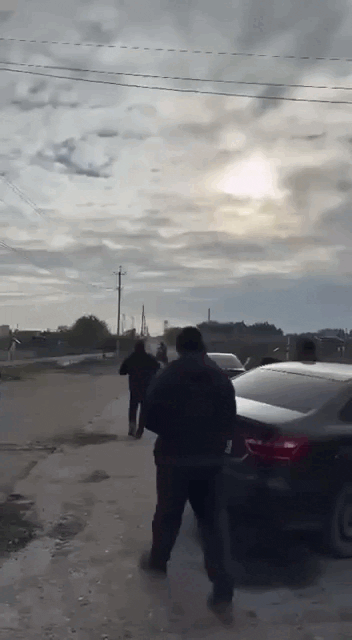 Украинский дрон сбивают из "Сайги". Кадры с Telegram-канала "Воевода вещает"