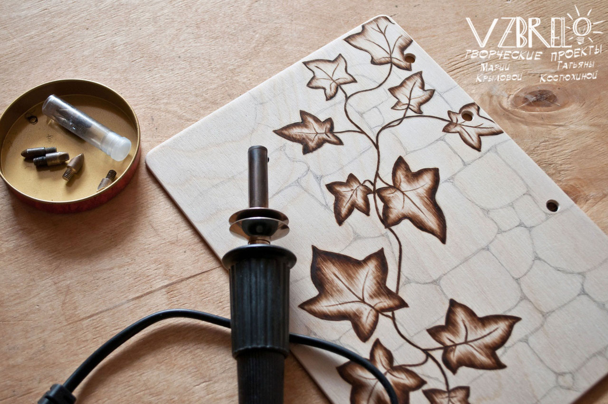 Фото процесса из мастерской VZBRELO.