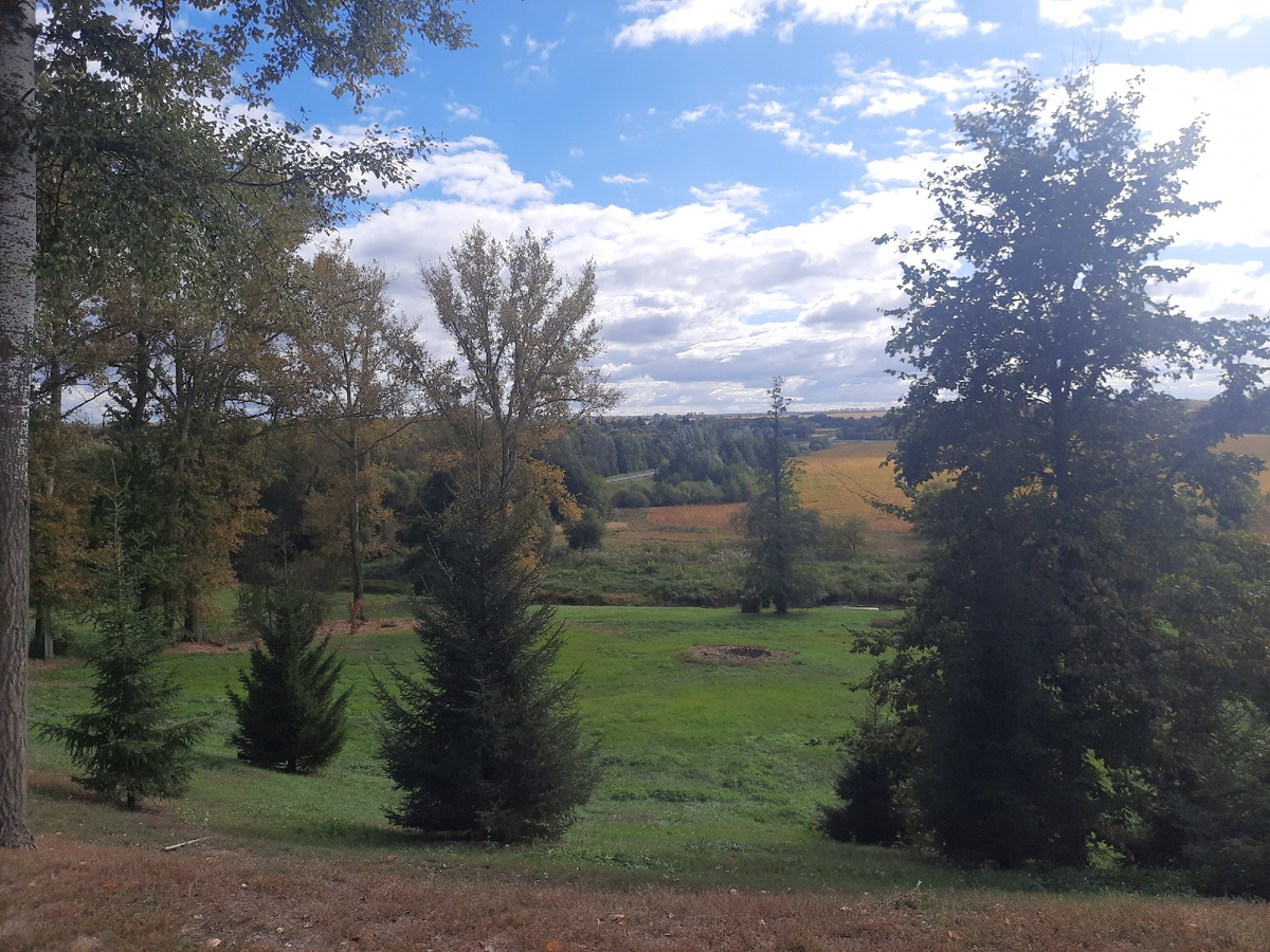 Просторы. Хочется не только смотреть вдаль, но и идти куда глаза глядят. Листайте.