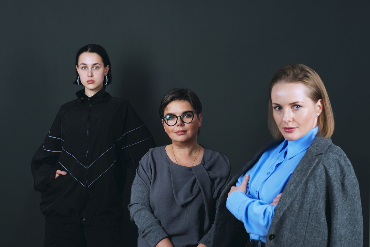 Мы: Аня, Ира и Катя. 