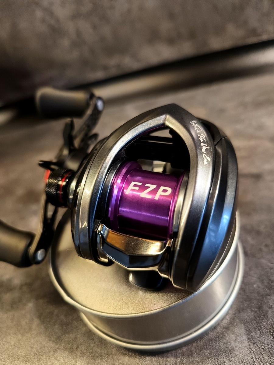 Мультипликаторная катушка Purelure ZANA с FZP шпулей.