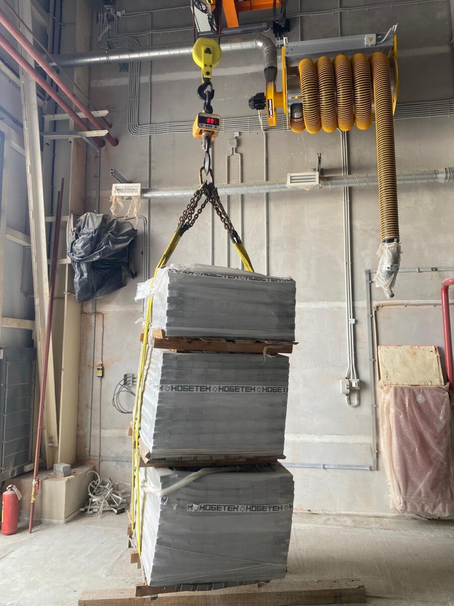 РОСКРАН: кран-балка для гаража 3,2т.