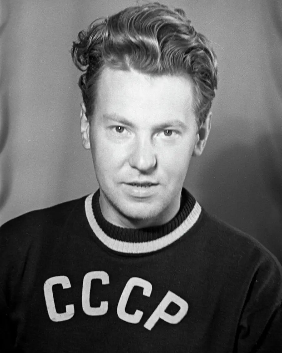 Юрий Тюкалов