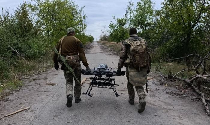 Разведчики группировки «Восток» из Бурятии с трофеем. Южно-Днепропетровское направление, источник Телеграм-канал Dambiev