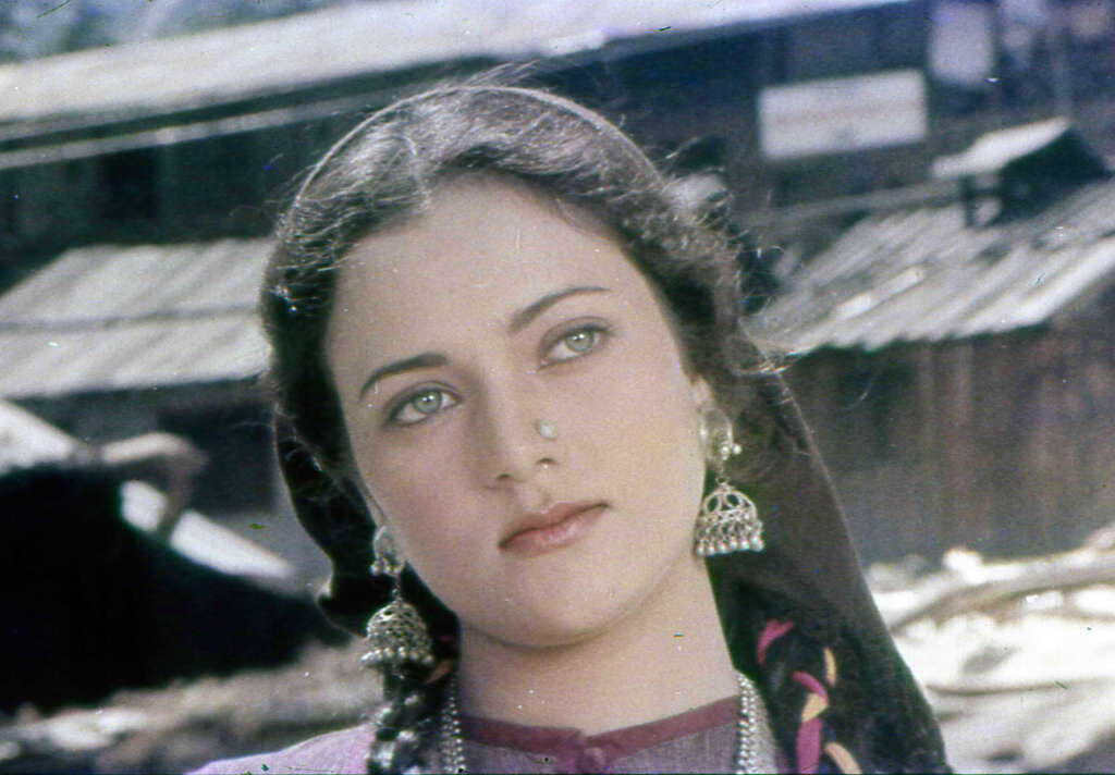 Кадр из фильма "Ганг, твои воды замутились!" 