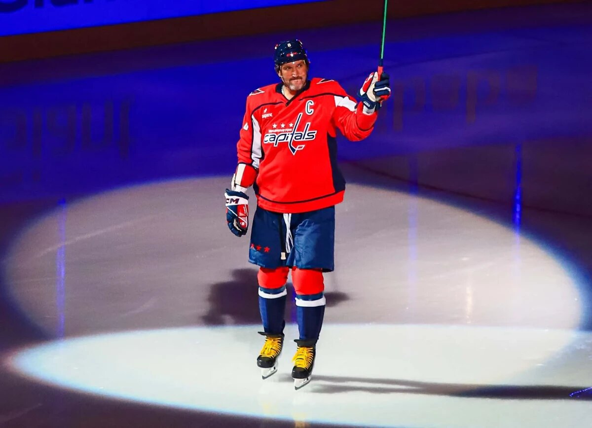     RMNB о приближении Овечкина к отметке в 900 шайб: решение о торжествах остается за «Вашингтоном»