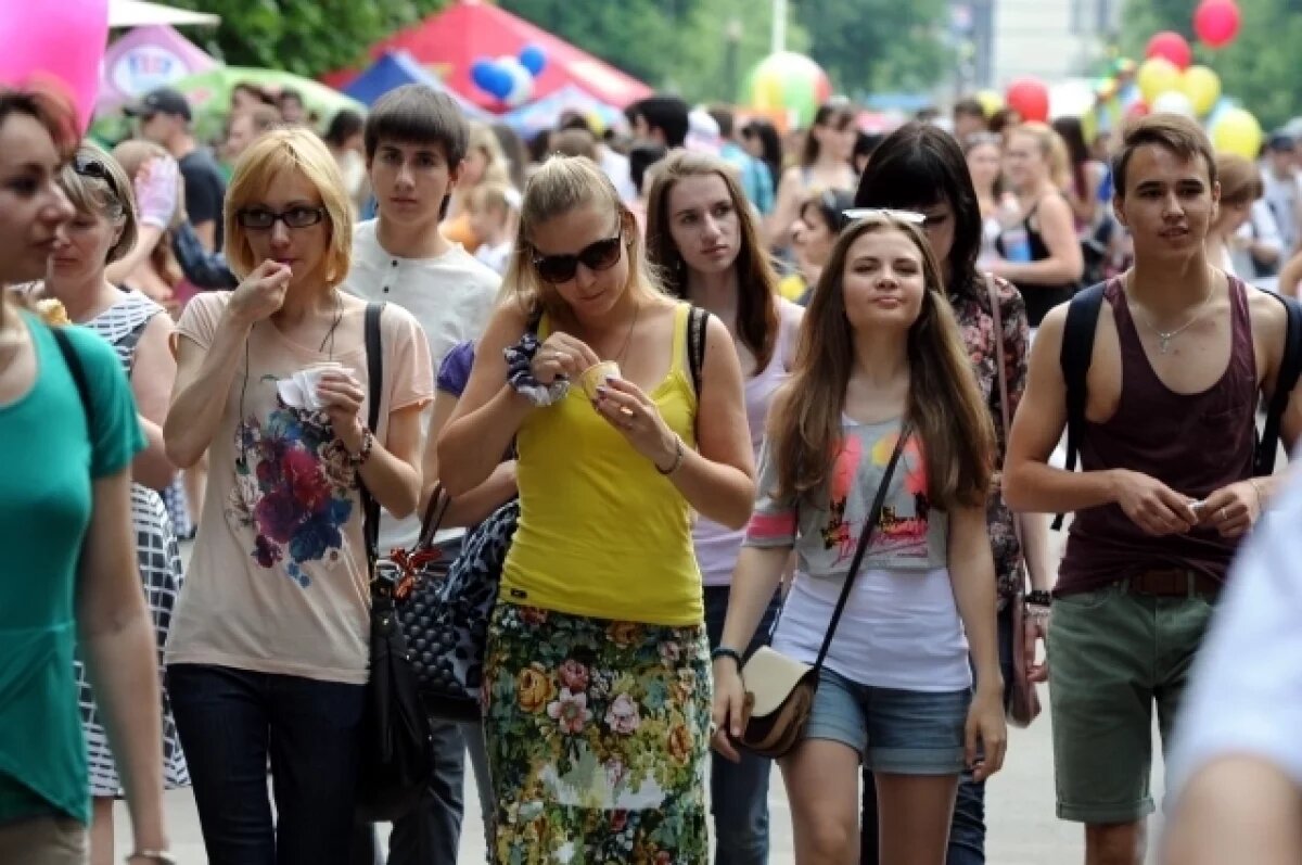     Саратовцы любят молочную продукцию и отдыхают в России.