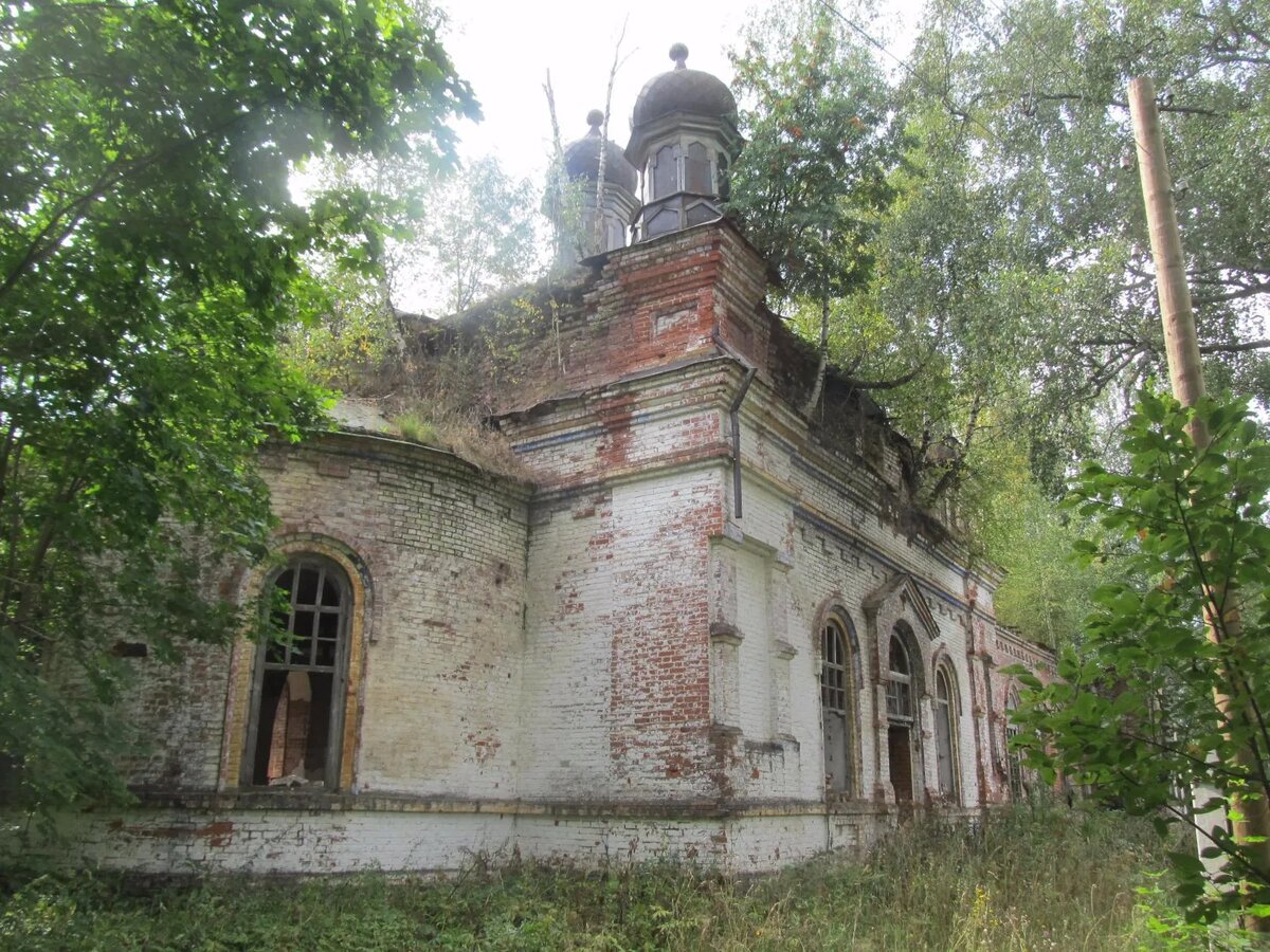 Вот что осталось от церкви