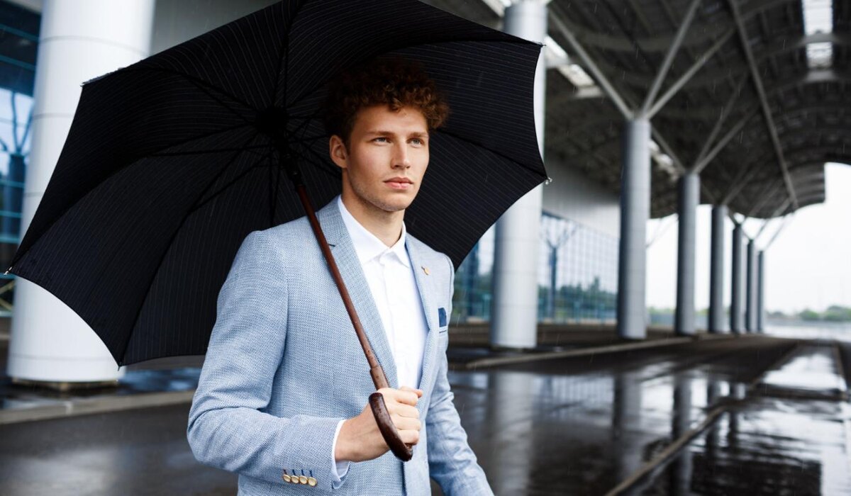     Как выбрать мужской зонт: 4 практичных совета, которые помогут определиться