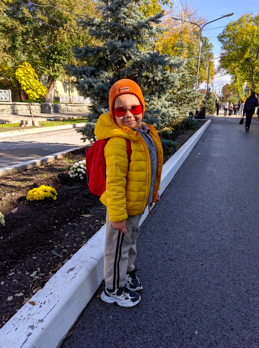 На главной пешеходной улице нашего города