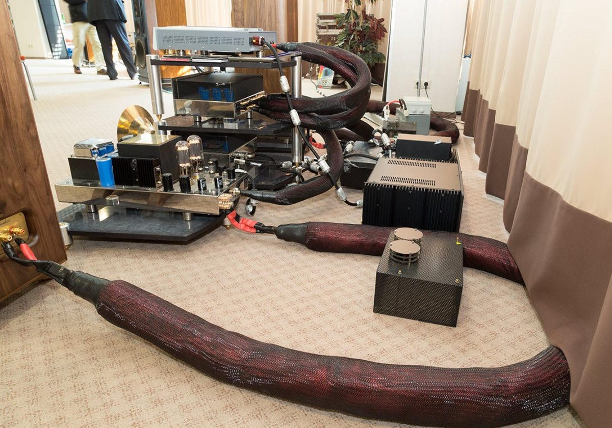 Аудиофильские кабели. (Источник: Яндекс Картинки).