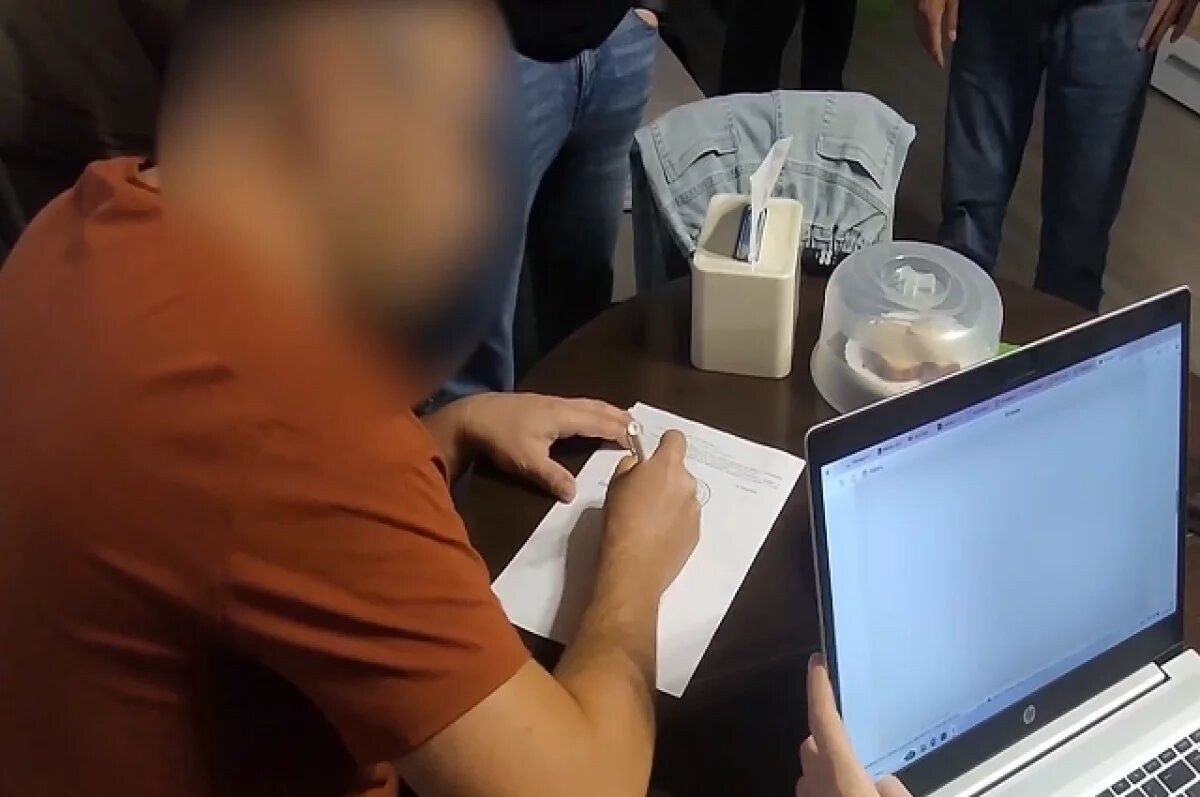    Сахалинца заключили под стражу за организацию канала незаконной миграции