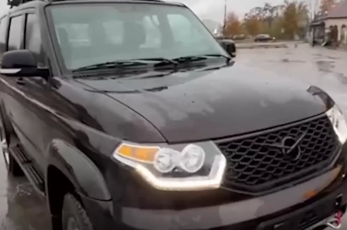    Депутат Сахалина привез бойцам бригады «БАРС Курск» УАЗ «Патриот»