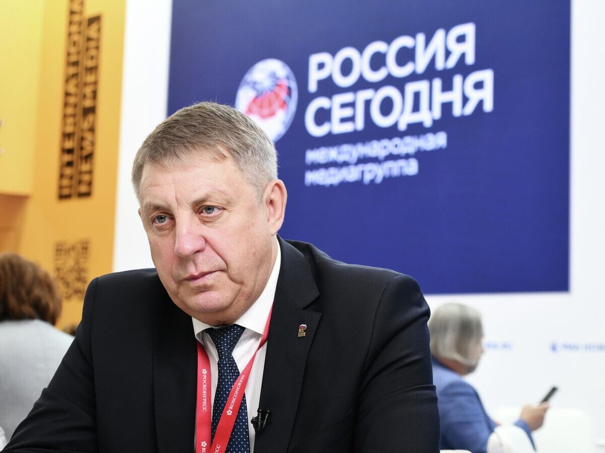    Александр Богомаз на ПМЭФ-2025© РИА Новости / Владимир Астапкович