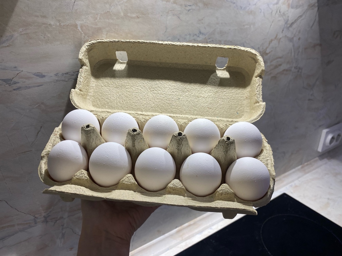    Сотрудница советской столовой подсказала, как варить яйца, чтобы они чистились за пару секунд без холодной воды