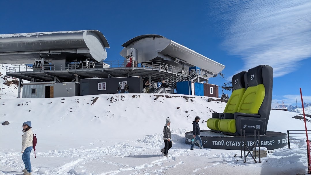 Станция Мир на Эльбрусе. Фото автора