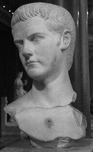 Калигула. Мраморный бюст
