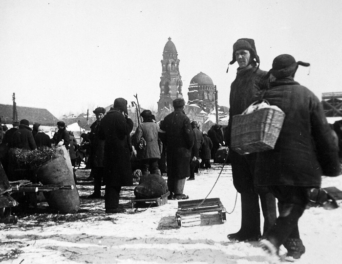 Атрибуция исходного фото: Attribution: FOTO:FORTEPAN / Gádoros Lajos.