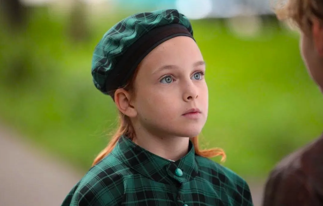 на фото Вероника Васильева (кадр из фильма "Каждый мечтает о собаке")