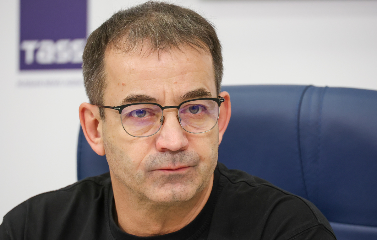    Дмитрий Певцов  Валерий Шарифулин/ТАСС