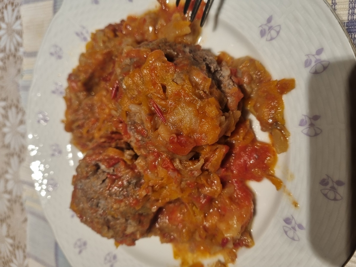    Эта капуста заменила мне все салаты: гости в экстазе, все просят добавки и рецепт