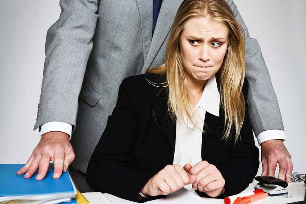 Фото из интернета. С начальником.