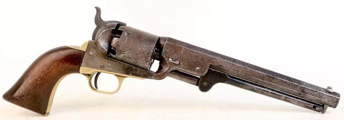 Револьвер Colt Navy 1851 года.