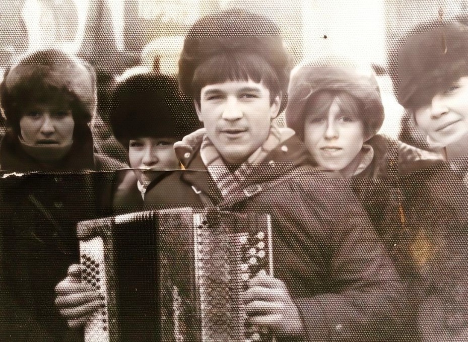 Валерий в юности