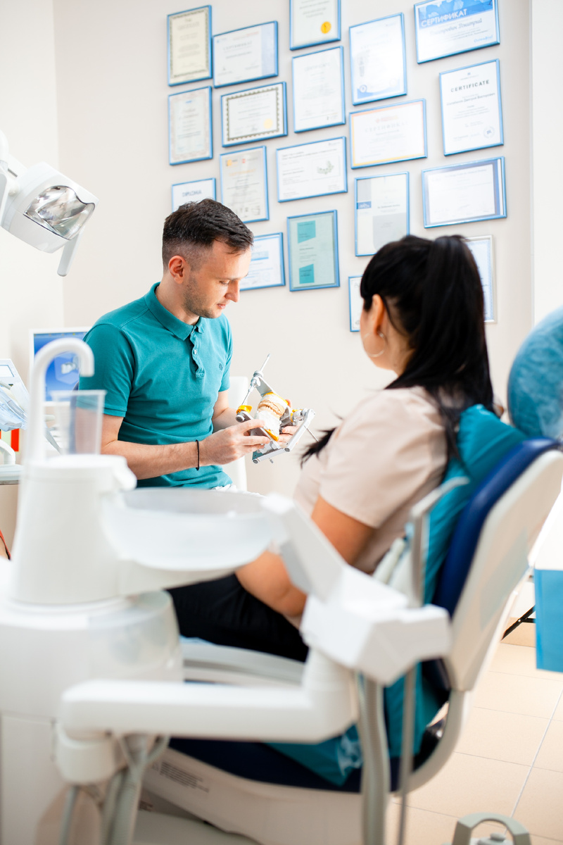 Фотография взята с сайта стоматологии Дмитрович Фэмили https://www.dmitrovich.ru/