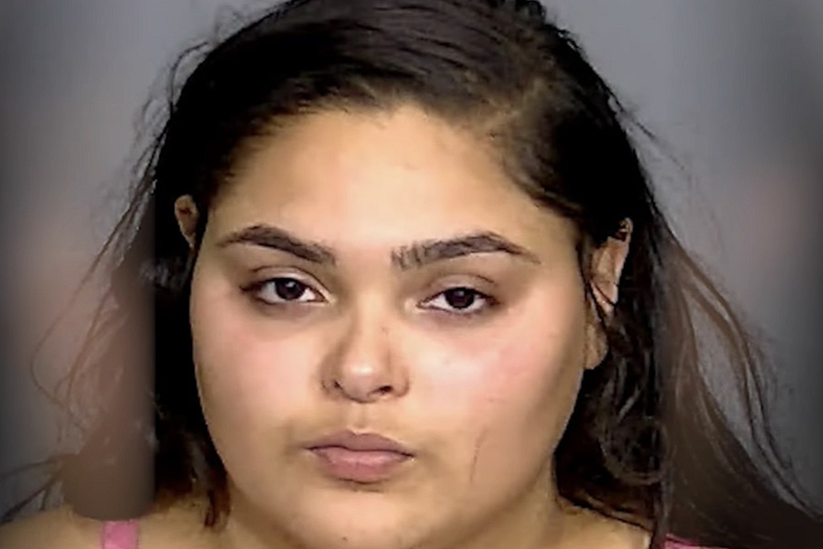 Задержанная Дебора Бенефиел. Скриншот видео на YouTube FОХ59 News