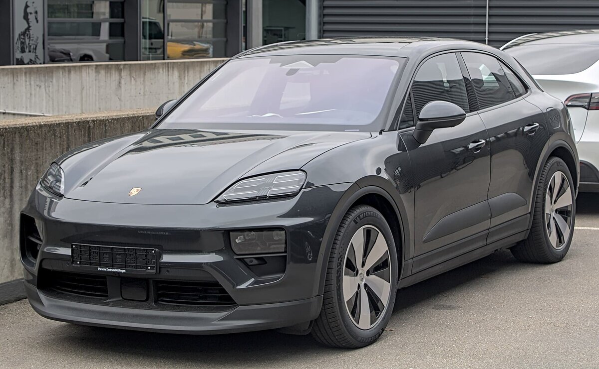   Porsche Macan