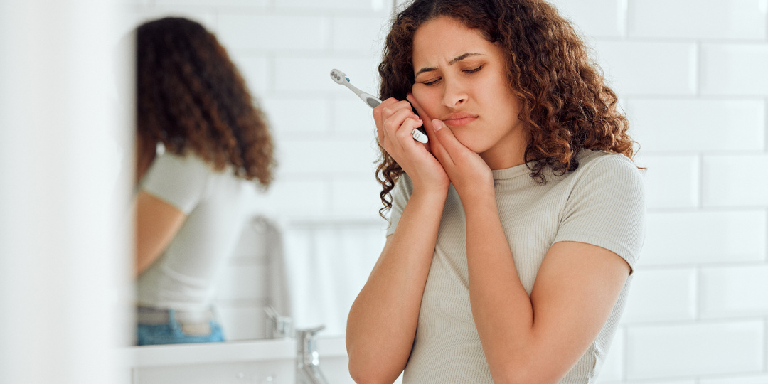 Никогда так не чистите зубы!