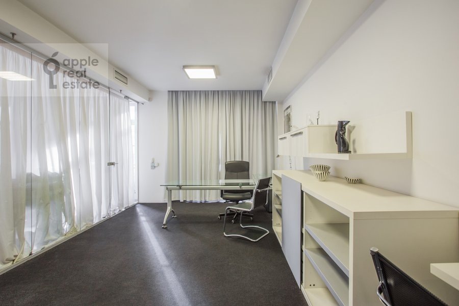 Фото из архива Apple Real Estate