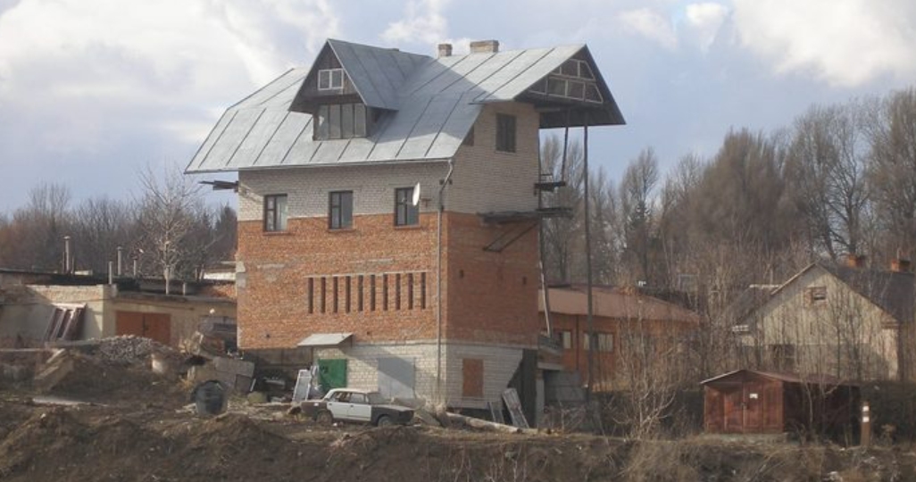 Вы тоже строите себе тюрьму? Фатальная ошибка 90% людей и топ 5 принципов вечного дома