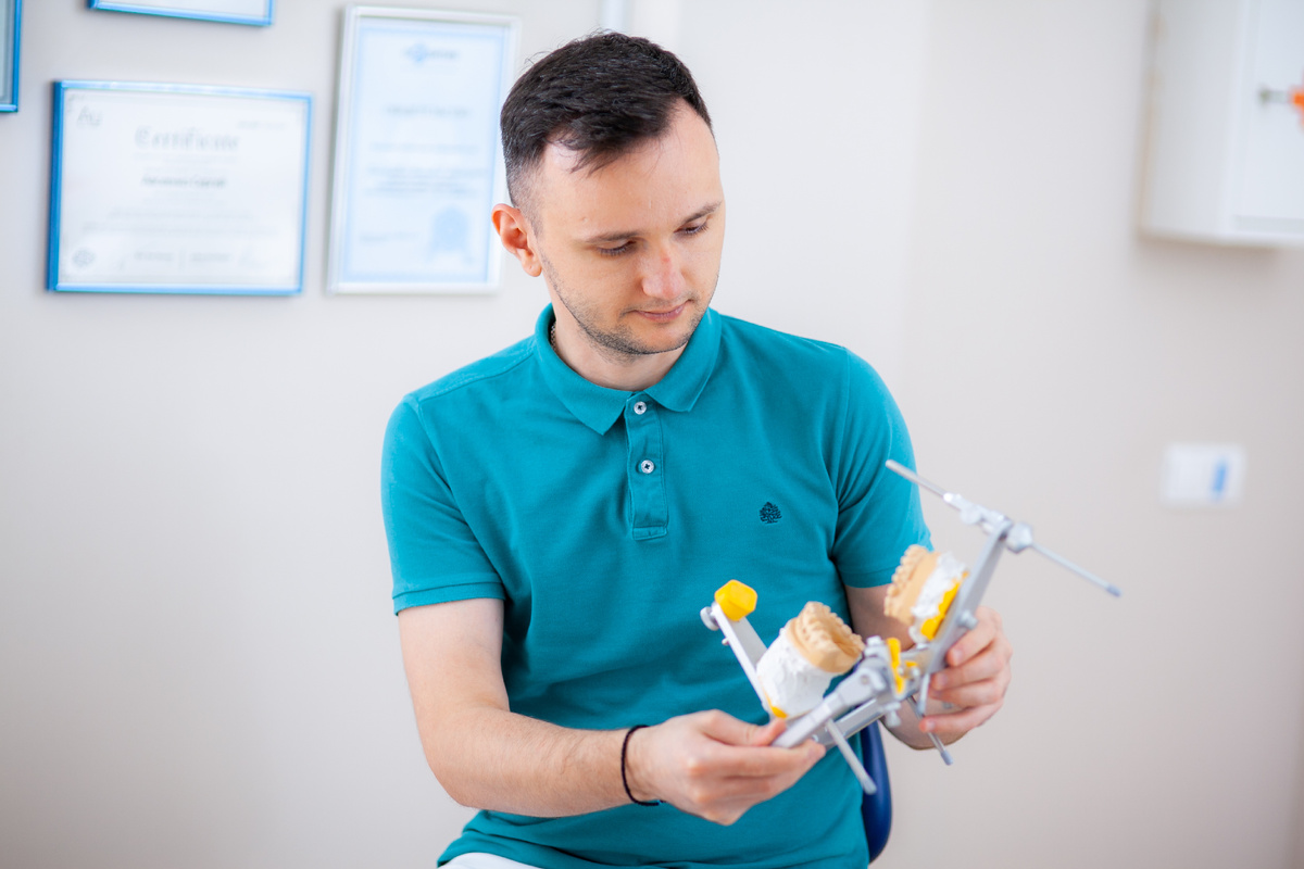 Фотография взята с сайта стоматологии Дмитрович Фэмили https://www.dmitrovich.ru/