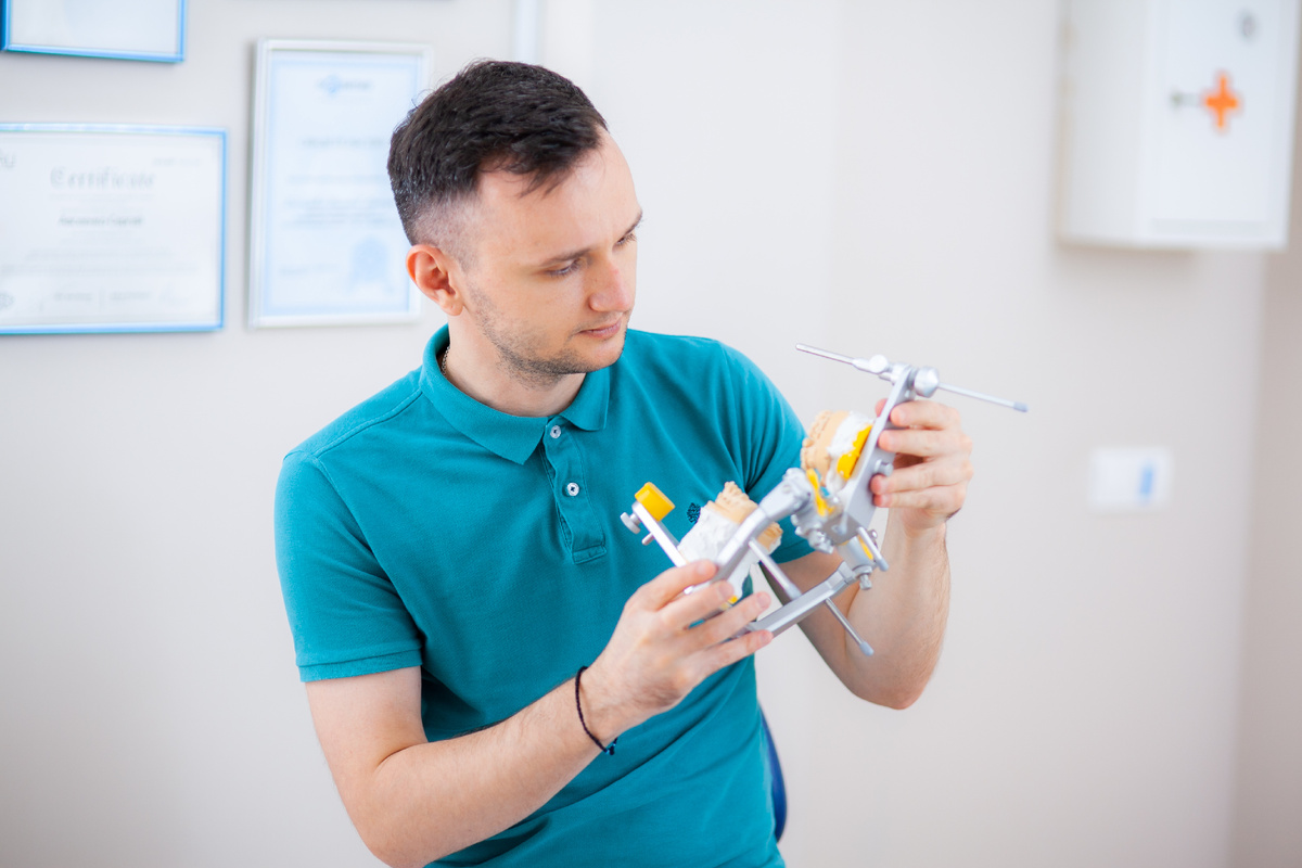 Фотография взята с сайта стоматологии Дмитрович Фэмили https://www.dmitrovich.ru/