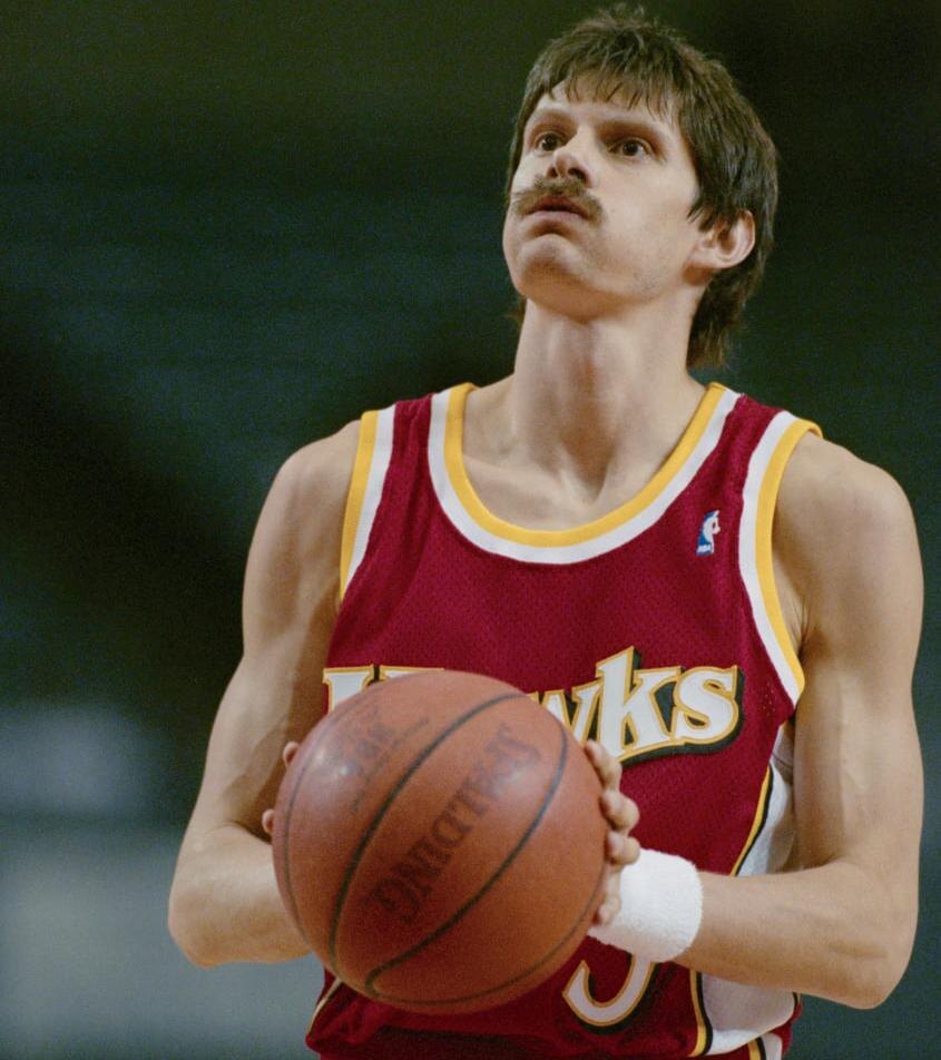    Holly Stein / Allsport / Getty Images