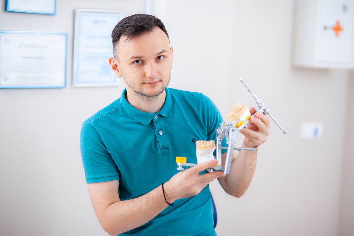 Фотография взята с сайта стоматологии Дмитрович Фэмили https://www.dmitrovich.ru/