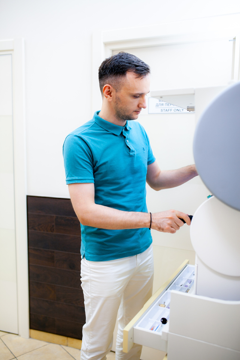 Фотография взята с сайта стоматологии Дмитрович Фэмили https://www.dmitrovich.ru/