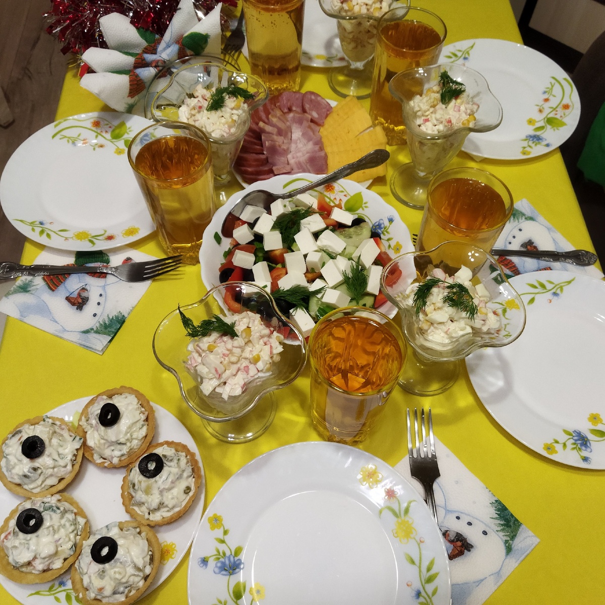    Лошадь ненавидит эти блюда на новогоднем столе: не рискуйте удачей в 2026 - вот что отталкивает символ года