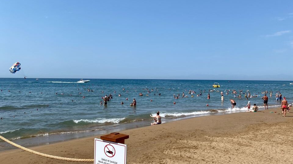 «Я наверное живу в другой России... Кто эти люди? Откуда такие зарплаты?» Подборка отелей Турции на последнюю неделю октября