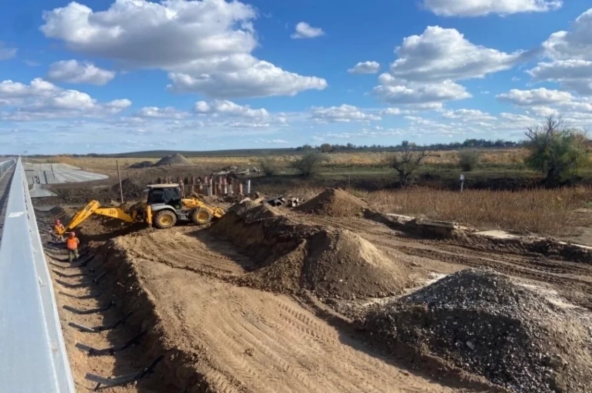    Мост через ерик Кушумбет в Астраханской области почти готов