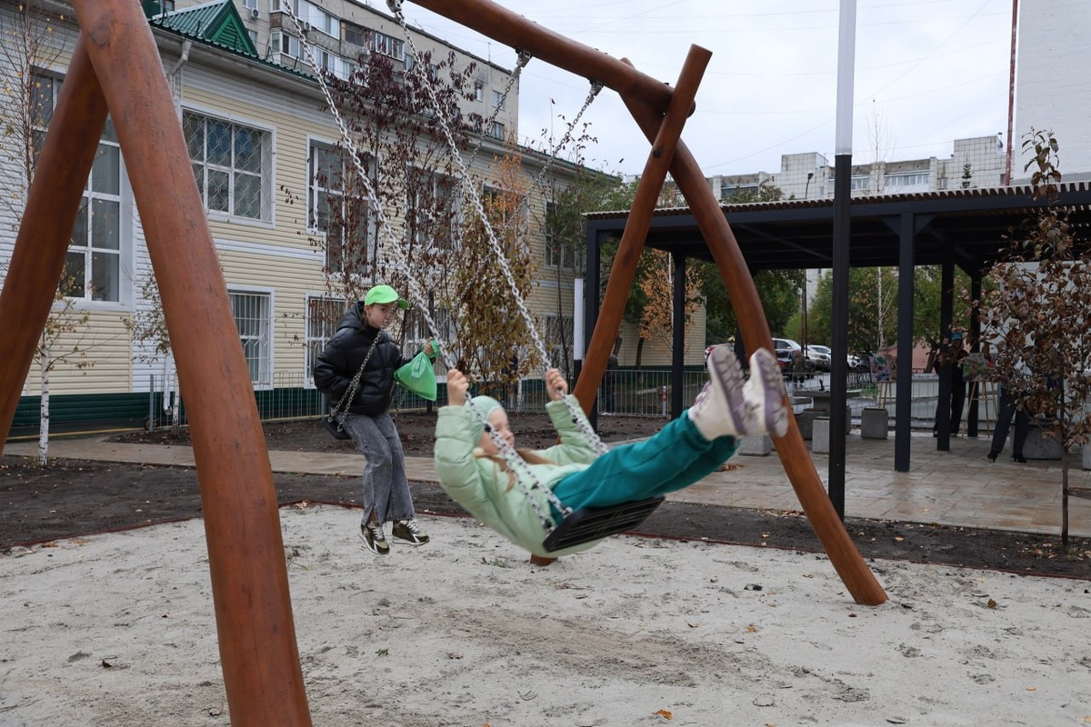 Сквер «Отрядов мэра». Фото: Телеграм-канал главы города Тюмени Максима Афанасьева 