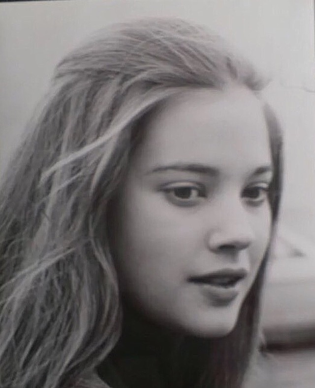 Линн Фредерик в подростковом возрасте. 